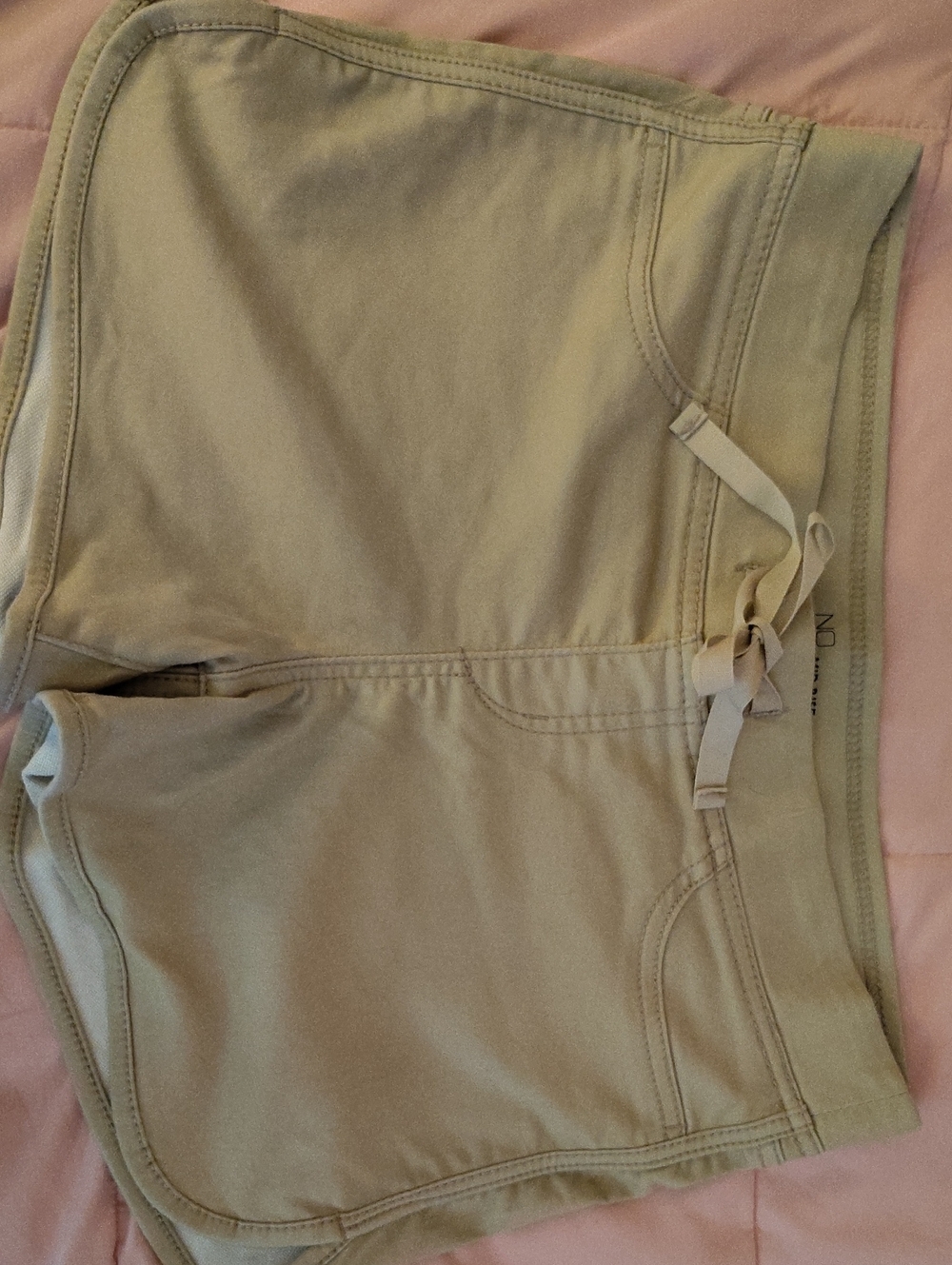 No Boundaries Woman's Casual Drawstring Shorts in Light Beige